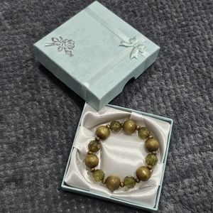 Olive Green Bead and Wood Costume Elastic Bracelet